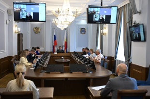 Эксперты комиссии по ЖКХ приняли участие в заседании круглого стола