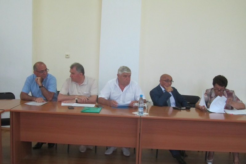 p1008_14.jpg