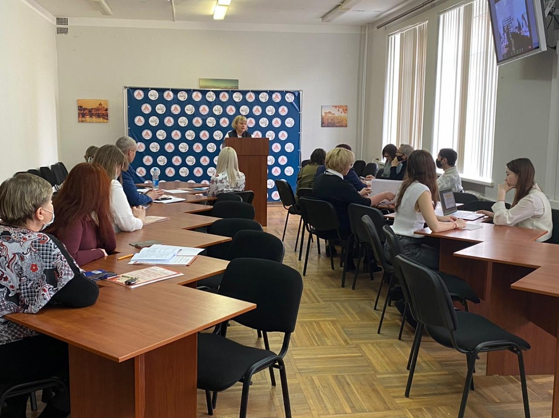 Экспертная сессия «СОЦИАЛЬНЫЙ КЛИМАТ СТАРЕНИЯ В ГОРОДАХ И СЕЛАХ: УРОКИ И ВЫЗОВЫ COVID-19»