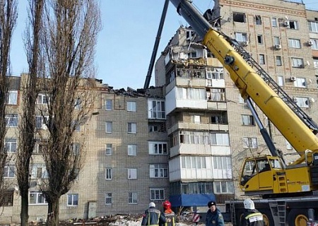 Работа по сбору средств для пострадавших при взрыве бытового газа в г. Шахты продолжается.