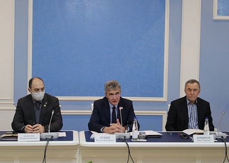 Торжественное подписание соглашений о сотрудничестве