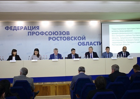 Лесопарковый зеленый пояс вокруг города Ростова-на-Дону