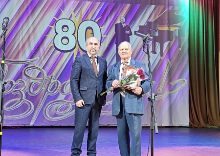 80 лет служения искусству: Донская Общественная палата поздравляет с Юбилеем Тунникова Алексея Ивановича