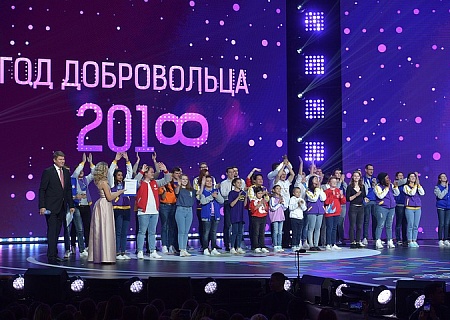 Владимир Путин поручил внедрять во всех регионах инициативы донских общественников