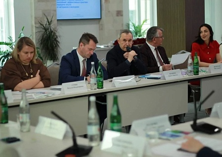 Юрий Зерщиков принял участие в семинаре ФНС России по вопросам наставничества и преемственности поколений